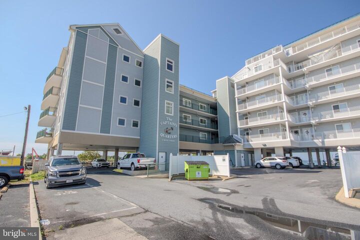 Property Photo:  1 Dock Street 402  MD 21817 