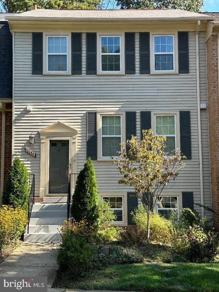 Property Photo: 6803 Wild Rose Court VA 22152