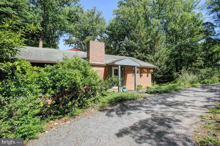 Property Photo:  9 Wren Trail  PA 17320 