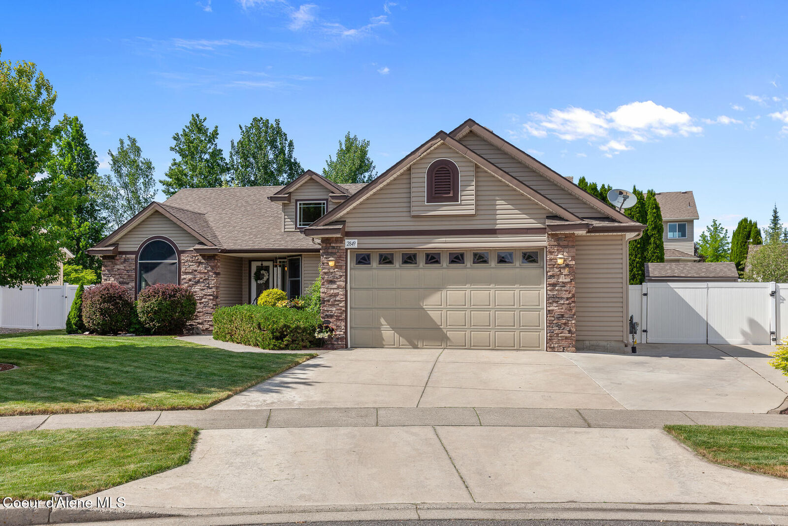 Property Photo:  2849 W Mulberry Ct  ID 83835 