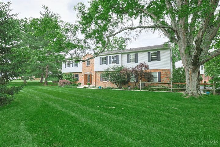 Property Photo:  9960 Walnutridge Court  OH 45242 