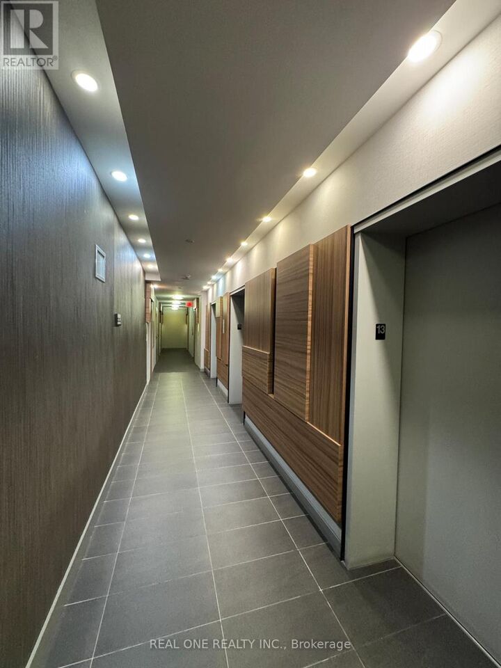 Property Photo:  75 St Nicholas Street 1303  ON M4Y 0A5 