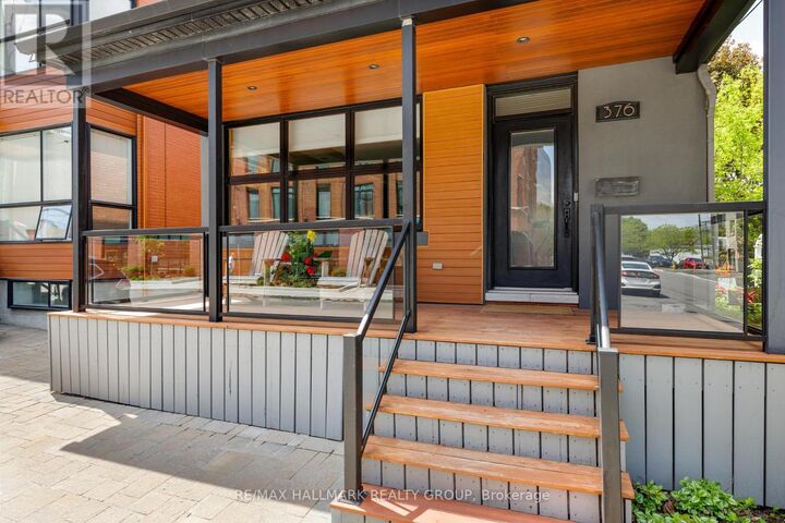 Property Photo:  376 Winona Avenue  ON K1Z 5H7 