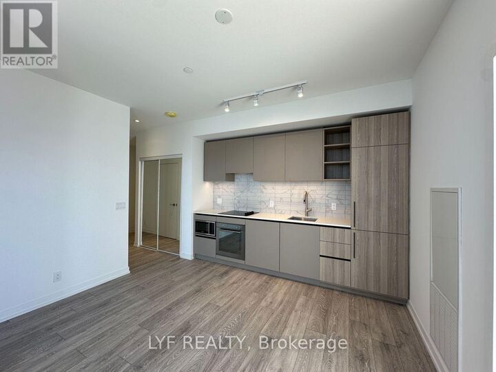 Property Photo: 55 Mercer Street 2802 ON M5V 0W4