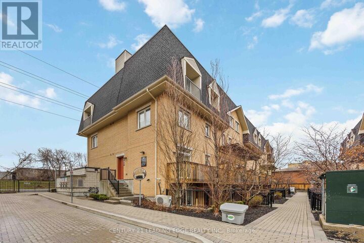 Photo de la propriété:  380 Hopewell Avenue 121  ON M6E 2S2 