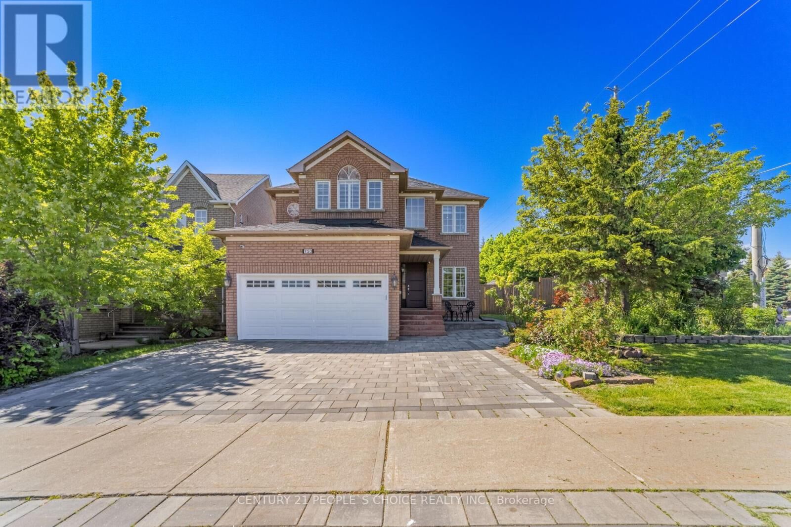 Property Photo:  753 Envoy Drive  ON L5W 1H3 