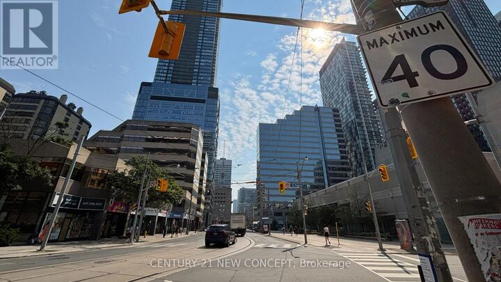 Property Photo:  280 Dundas Street West 915  ON M5T 1V4 