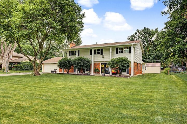 Property Photo:  846 New England Avenue  OH 45429 