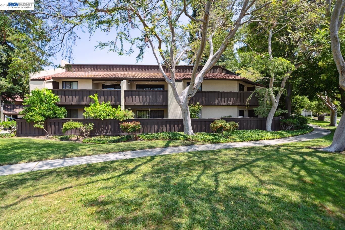 Property Photo:  999 W Evelyn Ter 87  CA 94086 