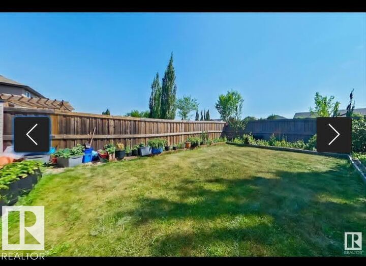 Property Photo:  2402 Casselman Cr Crescent SW  AB T6W 0W2 