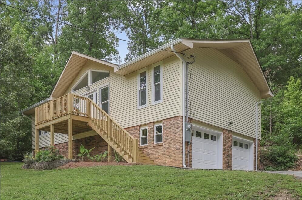 Property Photo: 8141 Lakewinds Drive TN 37341