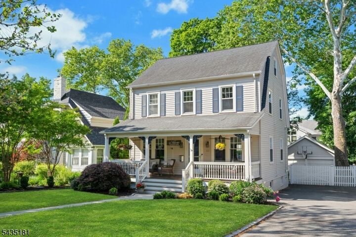 Property Photo:  62 Southern Slope Dr  NJ 07041 