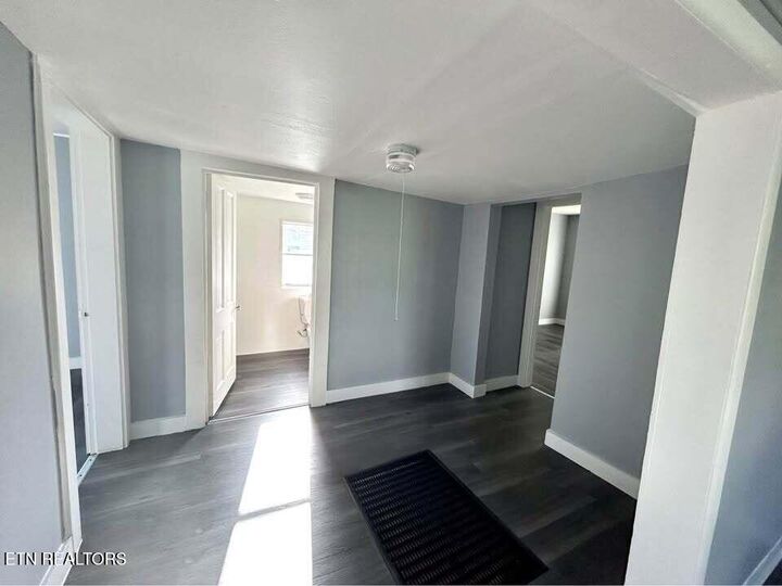 Property Photo:  205 S Front St  TN 37854 