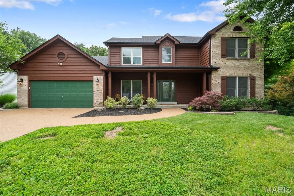 Property Photo:  2582 Christopher Oaks Court  MO 63129 