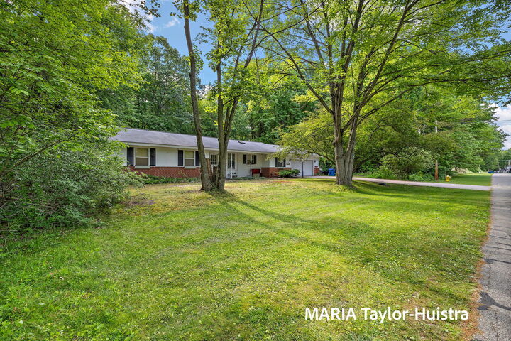 Property Photo: 17690 Jordan Lane MI 49456
