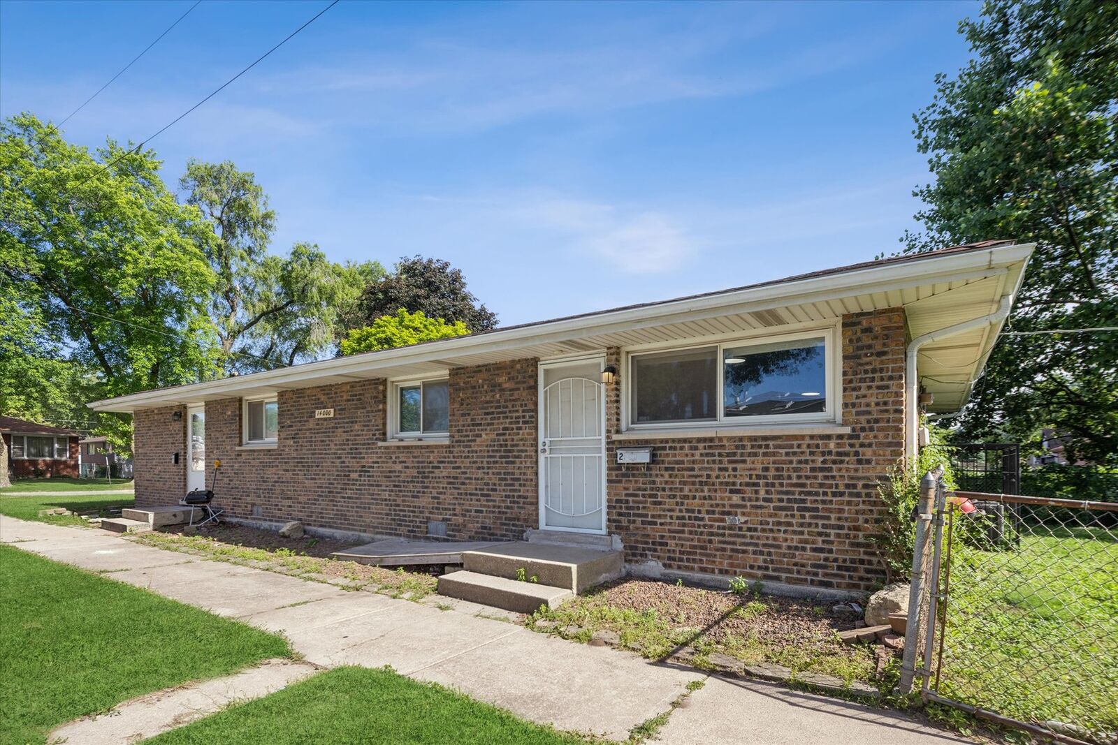 Property Photo:  14000 S Hoxie Avenue  IL 60633 