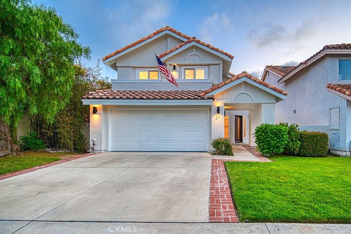 Property Photo:  27 Palm Beach Court  CA 92629 