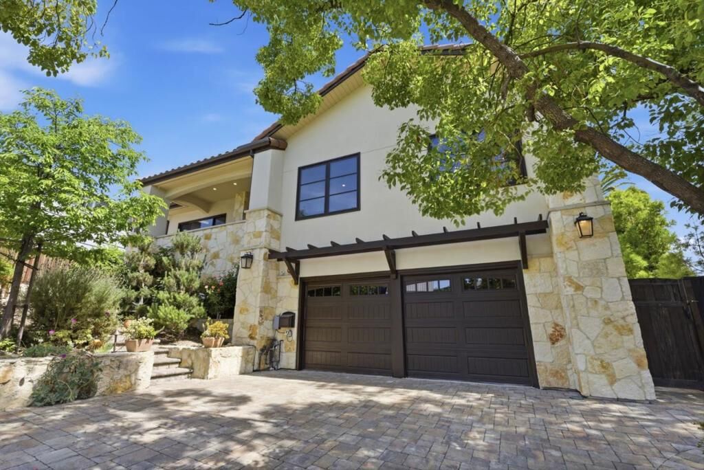Property Photo:  3687 Brandy Rock Way  CA 94061 
