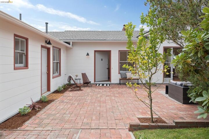 Property Photo:  798 Creston Rd  CA 94708 