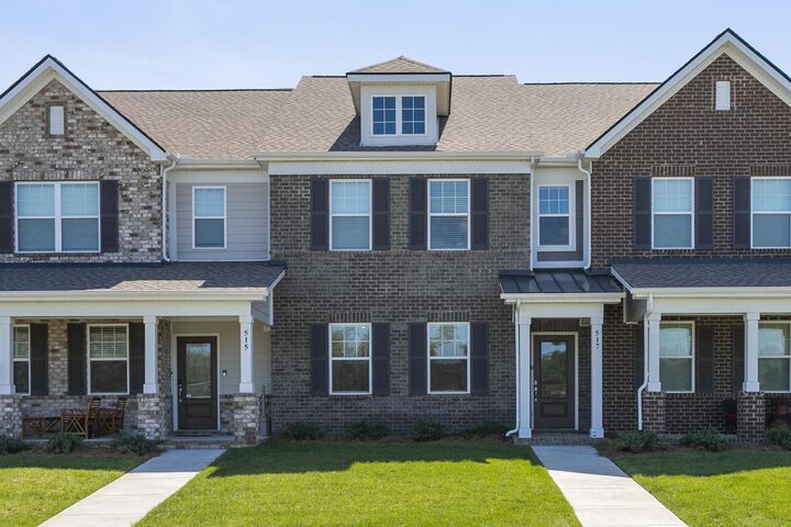 Property Photo: 517 Swanholme Dr TN 37128