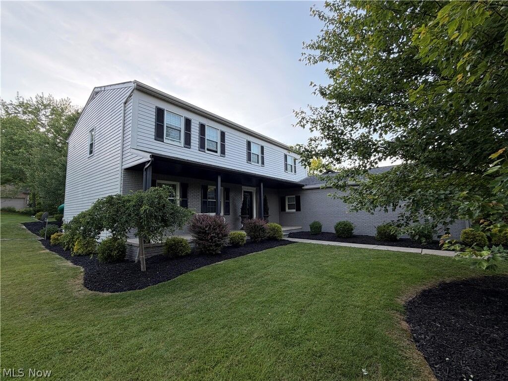 Property Photo:  8120 Daventree Drive  OH 44141 