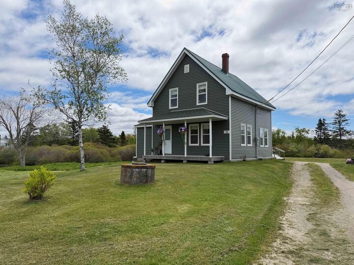 20 Jacquard Road — photo 1