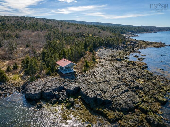 161 Culloden Wharf Branch — photo 1