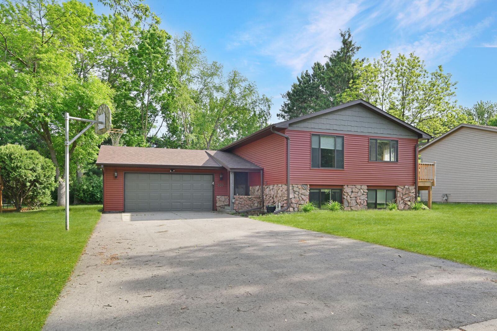 Property Photo: 807 2 1/2 Street N MN 56377