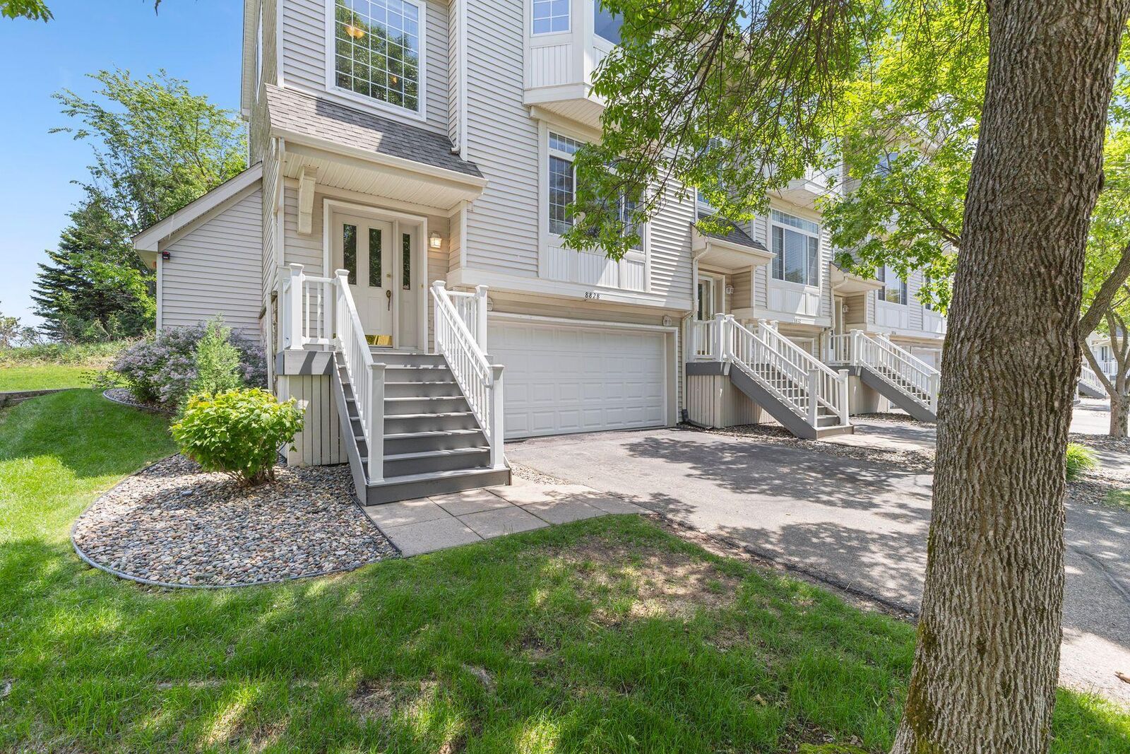 Property Photo: 8828 Brunell Way MN 55076