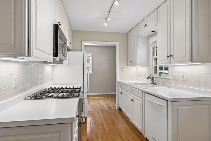 Property Photo:  6617 Naomi Drive  MN 55439 