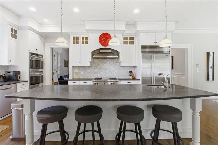 Property Photo: 7 Locust Ave MA 02421