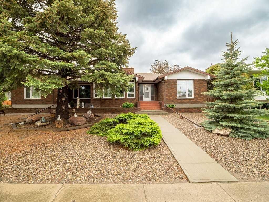 Property Photo: 2201 21 Avenue AB T1M 1J1