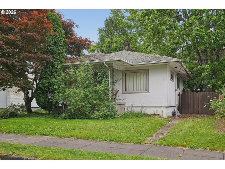 Property Photo:  6435 SE 18th Ave  OR 97202 