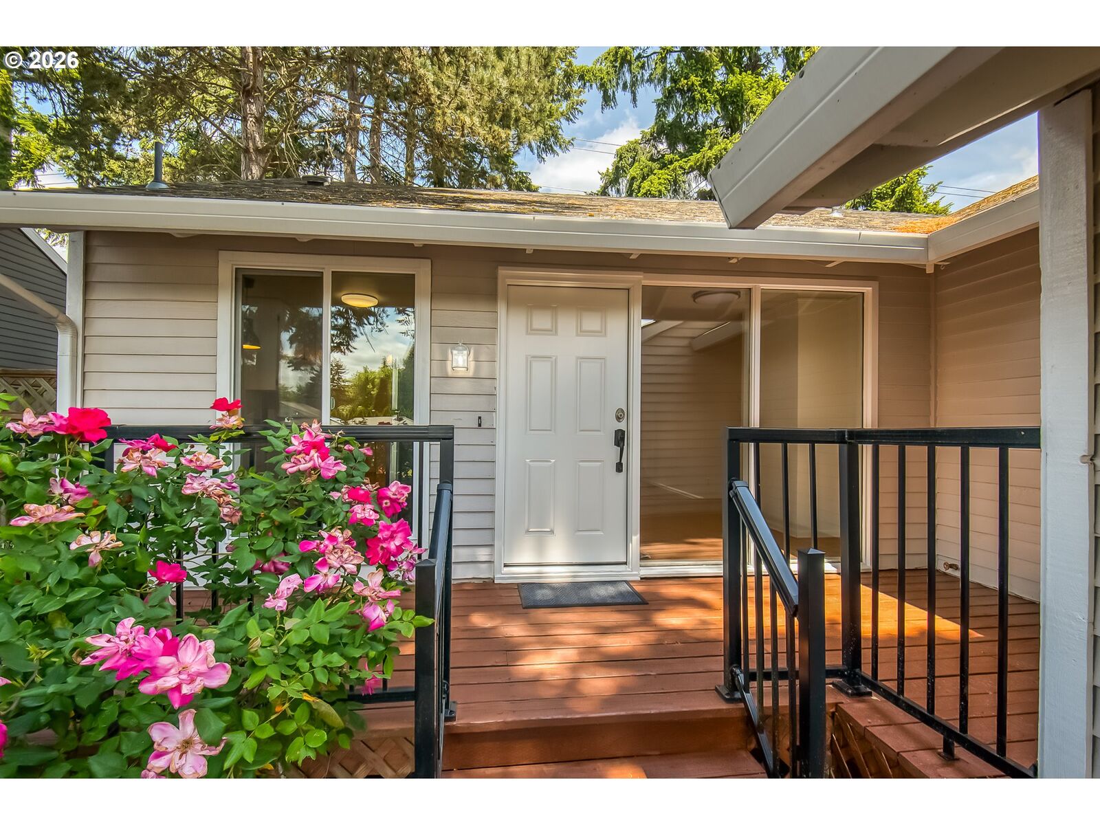 Property Photo:  5545 NW Ridgemoor Ct  OR 97229 
