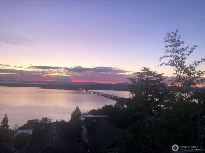 Property Photo: 1126 33rd Avenue S WA 98144