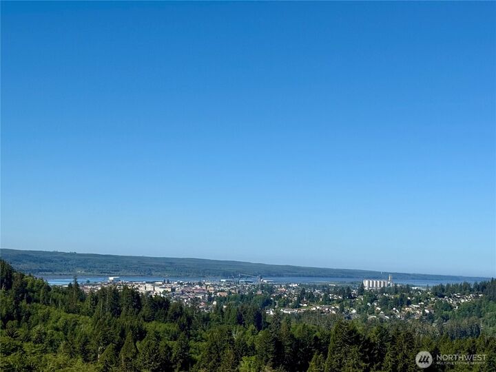 Property Photo:  20 E Wishkah Road  WA 98520 