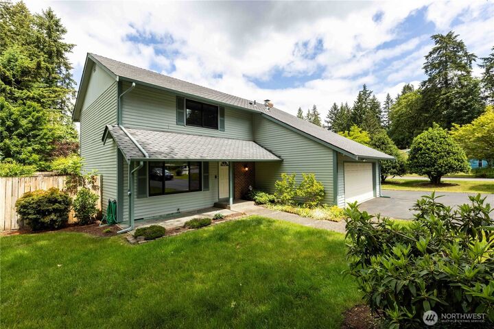 Property Photo:  2222 NE Lexington Drive  WA 98311 