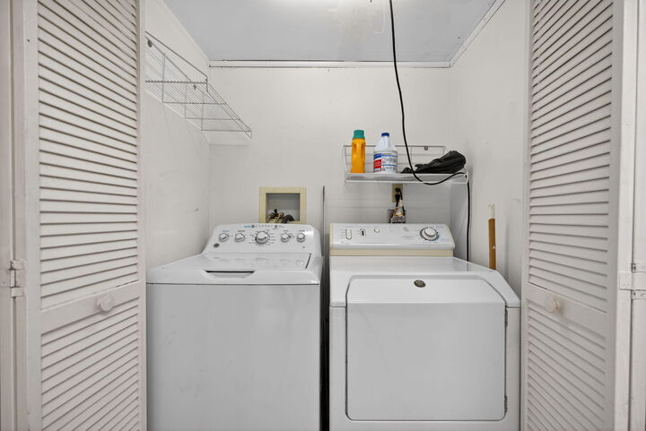 Property Photo:  707 Stonewood Court 19C  FL 33458 