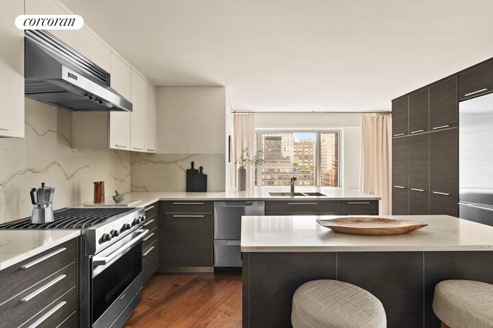 Property Photo: 20 W 64th Street 26de NY 10023
