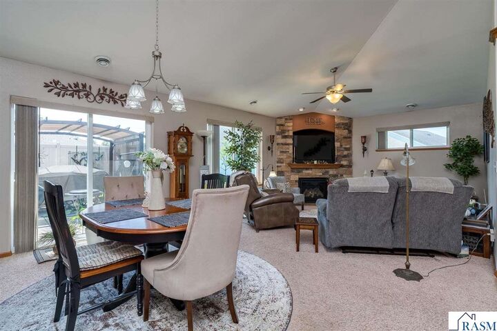 Property Photo:  15 Sarah Circle  MN 56003 
