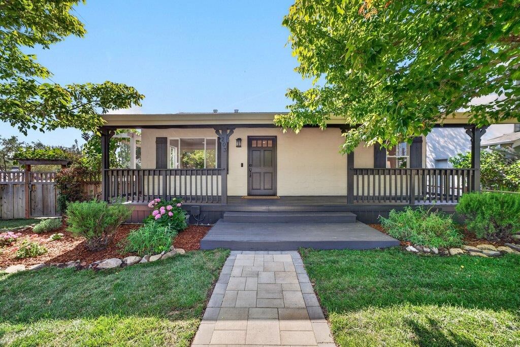 Property Photo: 203 San Juan Avenue CA 95062