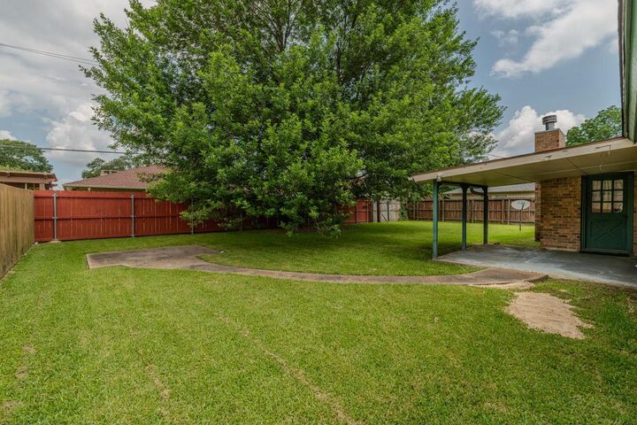 Property Photo:  2734 13th St  TX 77651 