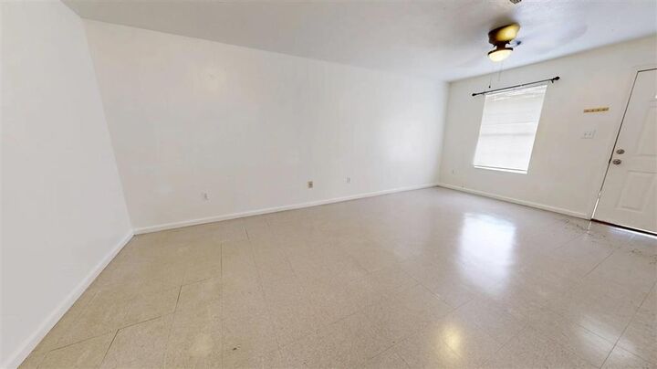 Property Photo:  1118 Pinder Lane  LA 70633 