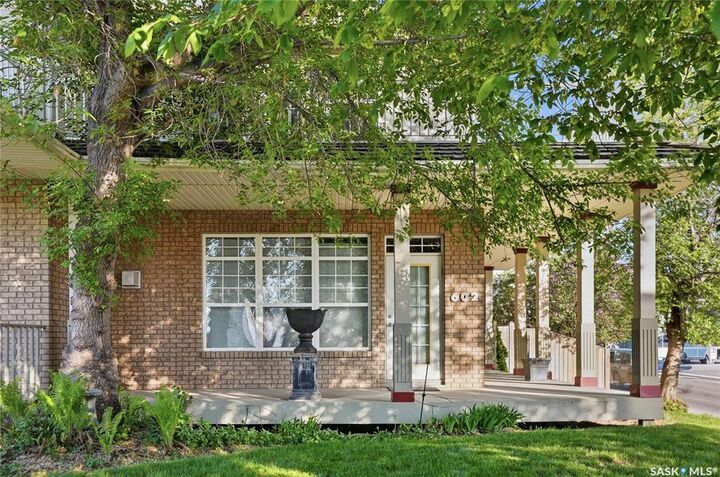 Property Photo: 602 Saskatchewan Crescent E SK S7N 0K9