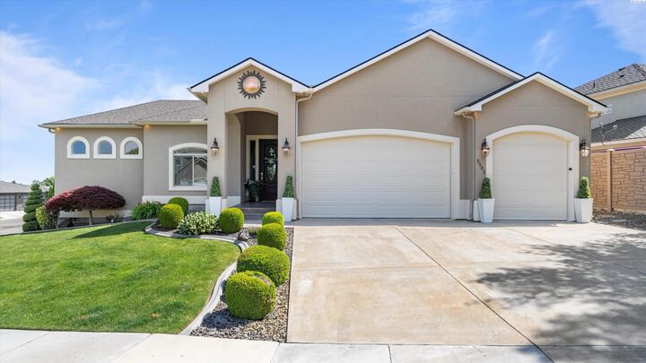 Property Photo:  3505 S Ledbetter St  WA 99337 