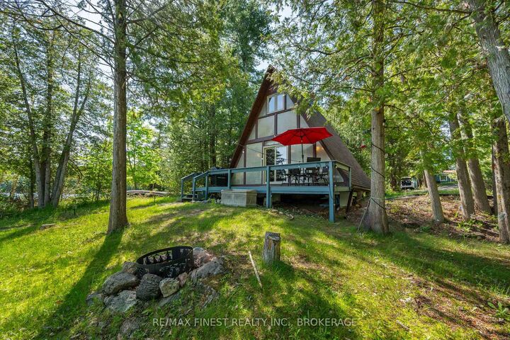 Property Photo: 53 Hillside Lane ON K0H 2W0