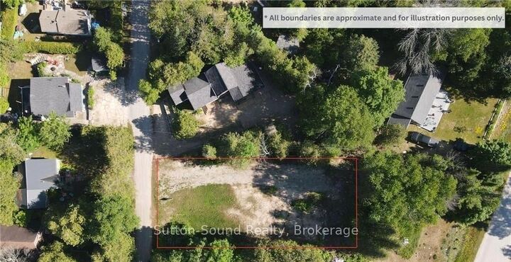 11 Sarnia Avenue — photo 1