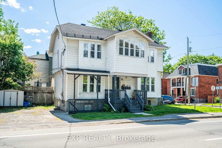 514 Lyon Street N — photo 1