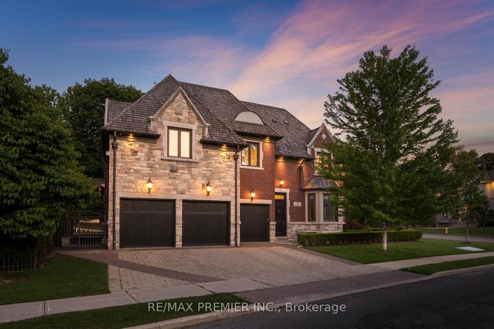 35 Normandale Crescent — photo 1