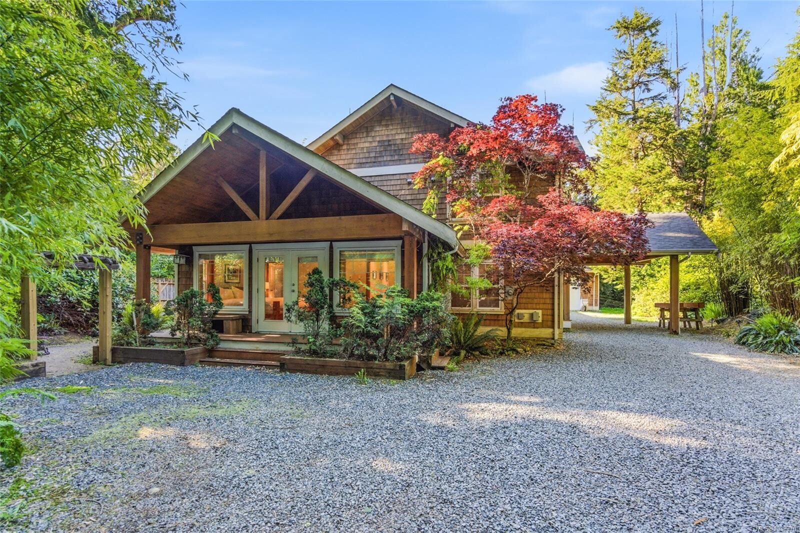 Property Photo: 1177 Lynn Rd BC V0R 2Z0